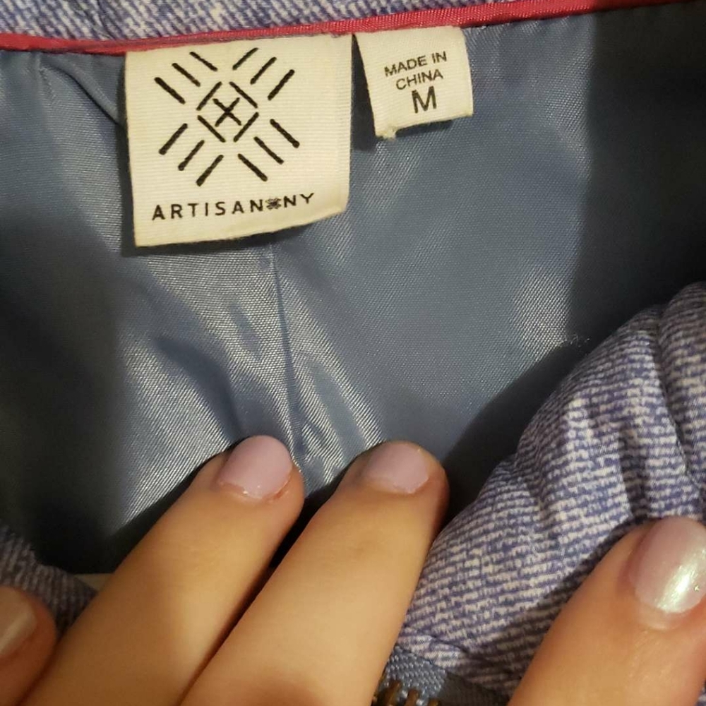 jacket - Picture 2 of 2